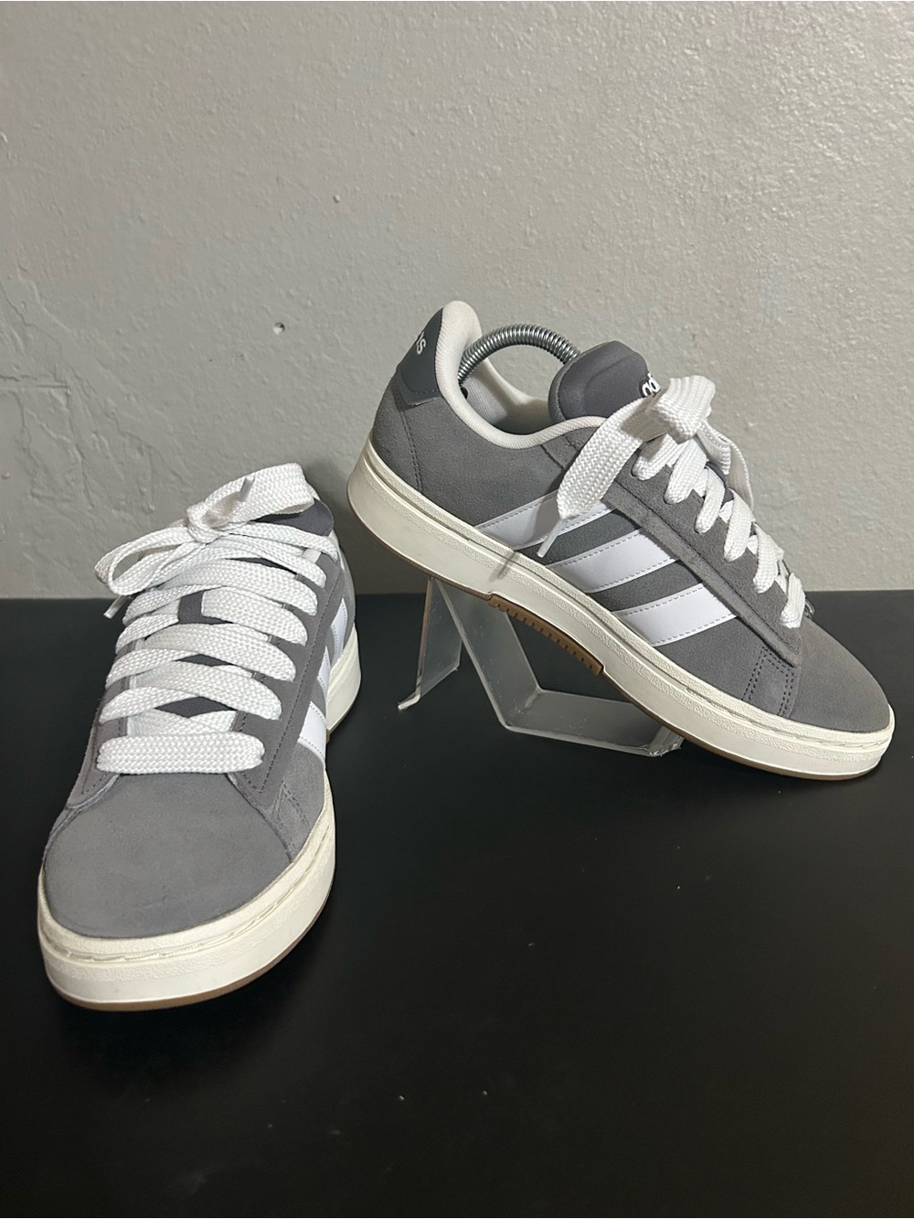 Adidas Men's Gray Suede Low-Top Sneakers with White Stripes size 9